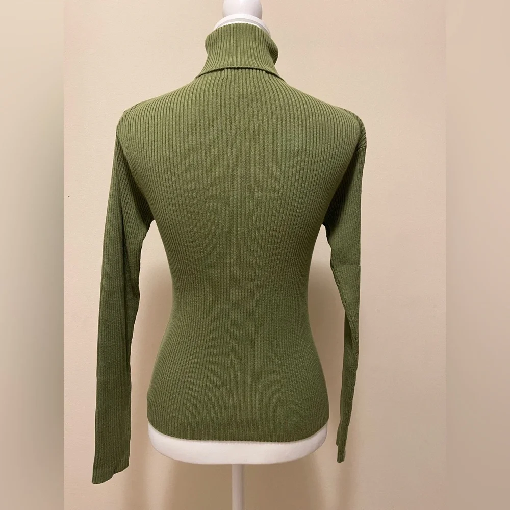 Dressbarn Olive Green Ribbed Long-Sleeved Turtleneck Top, Size S - Picture 2 of 6